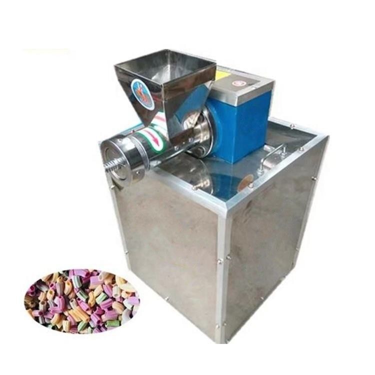 Máquina de fazer macarrão