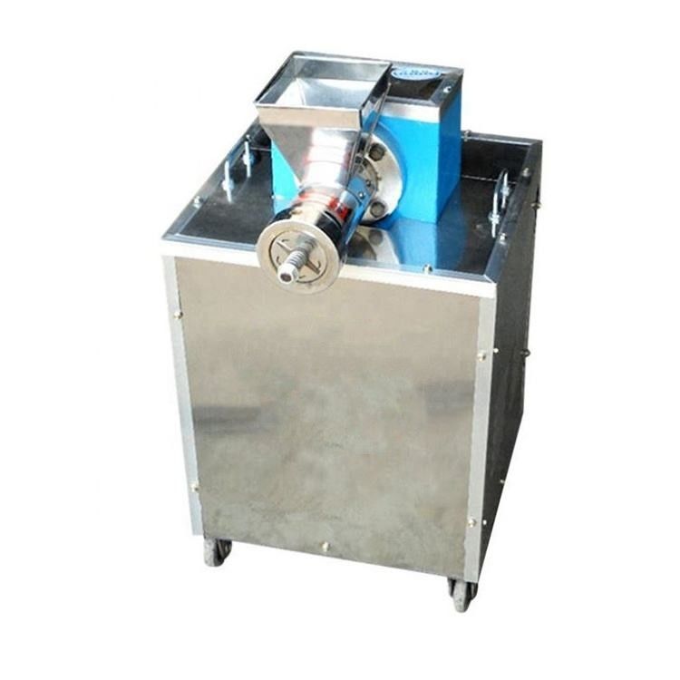 Máquina de fazer macarrão